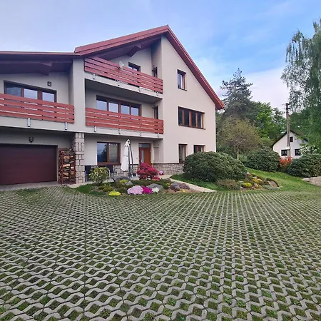 Radcice 70m2 V Rodinne Apartment